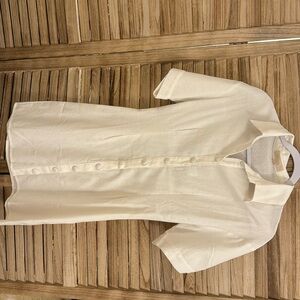 High quality dress. Rarely used worn only once :( outgrown it!